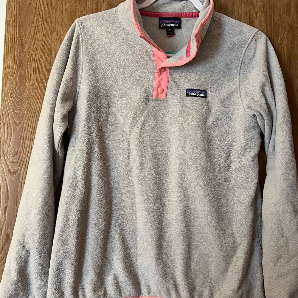 Patagonia Gray Fleece with Pink Trim